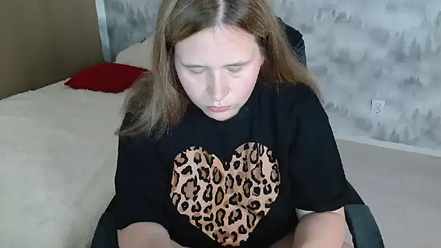 AdelinaLawson online show from July 8, 8:08 am