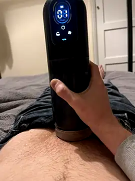 Blakejames8s online show from November 17, 10:04 pm