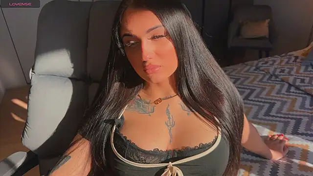 mygoddesshecate online show from October 18, 5:21 am