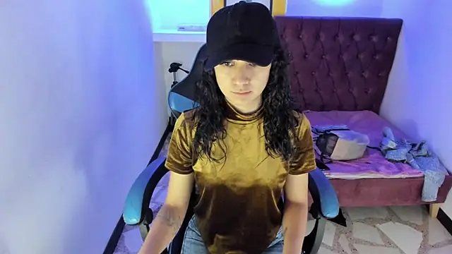 alison moon7 online show from October 22, 11:54 am