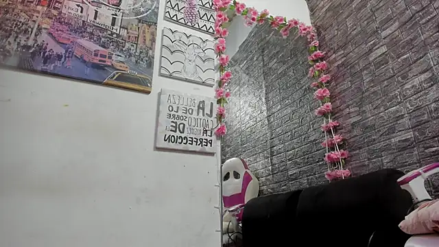 karoll  sex online show from February 11, 12:43 pm