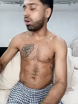 Snapshot of jozvan chatting on October 7, 3:09 pm jozvan online show from October 7, 3:09 pm