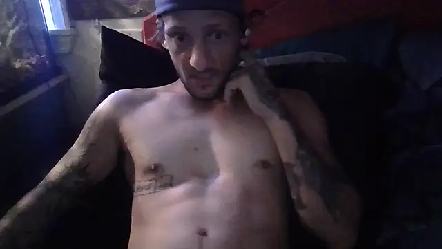 Snapshot of longdme33 chatting on October 3, 7:22 pm longdme33 online show from October 3, 7:22 pm