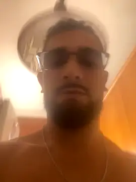 Snapshot of misteriosoa351 chatting on October 22, 2:28 pm misteriosoa351 online show from October 22, 2:28 pm