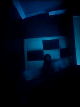 Snapshot of TinnyVsGiant chatting on September 23, 8:34 pm TinnyVsGiant online show from September 23, 8:34 pm