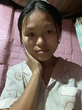 milo bae online show from March 14, 11:43 pm