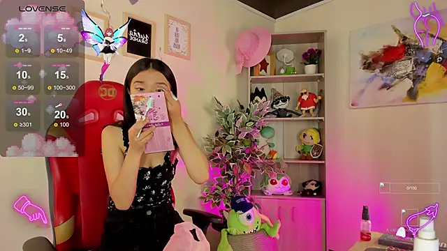 Lana Dreams  online show from September 19, 1:12 pm