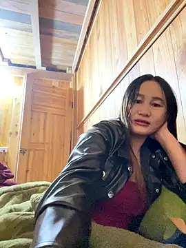 phungtiti online show from December 17, 10:05 pm