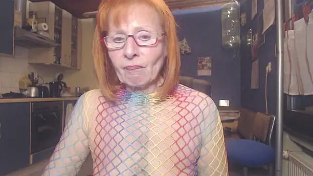 SexySilvie online show from February 21, 9:54 pm