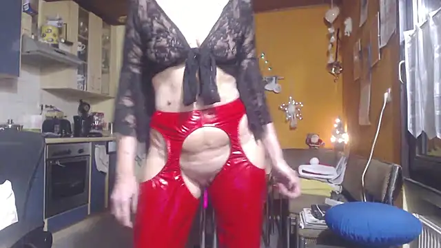 SexySilvie online show from December 21, 2:46 pm