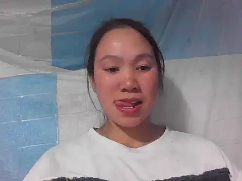 fanchunn online show from November 3, 1:45 pm