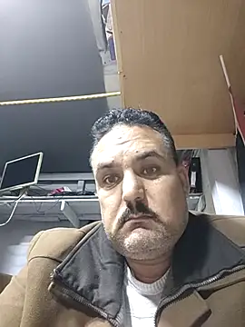 mM0140 online show from December 15, 3:49 pm