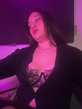 smokemilv online show from October 28, 4:38 am