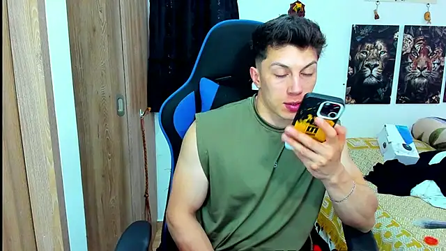 javiersexymann online show from January 21, 7:06 pm