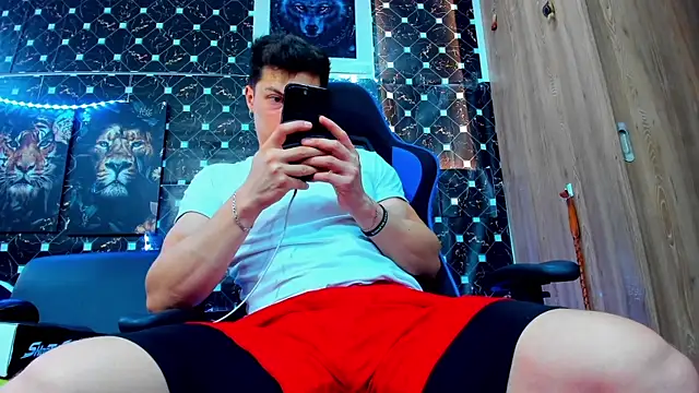 javiersexymann online show from September 10, 6:30 pm