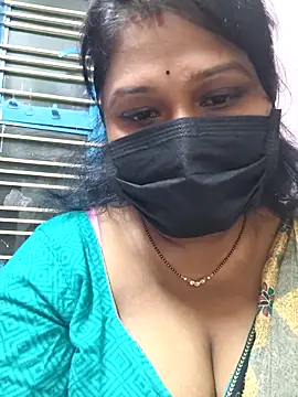 Snapshot of chaitara-reddy chatting on April 28, 2:11 pm chaitara-reddy online show from April 28, 2:11 pm