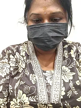 Snapshot of chaitara-reddy chatting on May 11, 6:41 am chaitara-reddy online show from May 11, 6:41 am