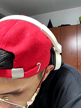 Snapshot of Manuel99boy chatting on October 26, 11:05 am Manuel99boy online show from October 26, 11:05 am