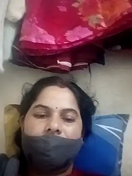 JULEE-740 online show from November 2, 11:40 pm