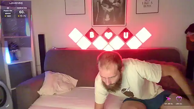 XBellaXundXUweX online show from November 10, 8:19 pm