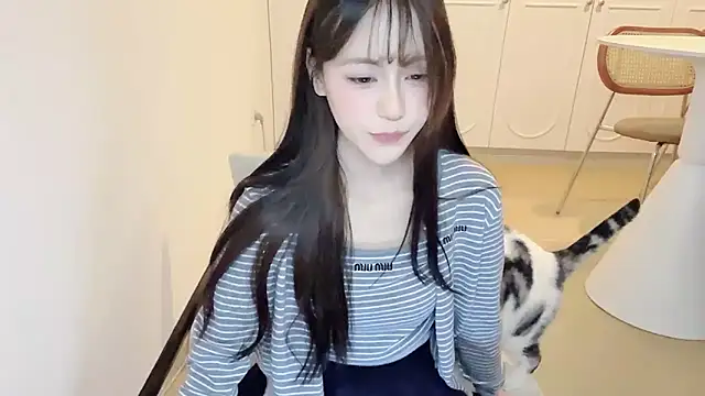 xxxjbgdrgn online show from April 7, 2:28 pm