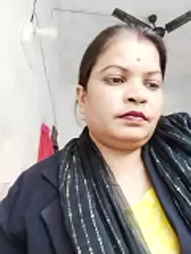 Rajnee33A online show from November 6, 11:22 am