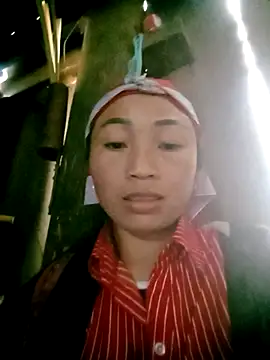 lucybaby00 online show from December 16, 4:06 am