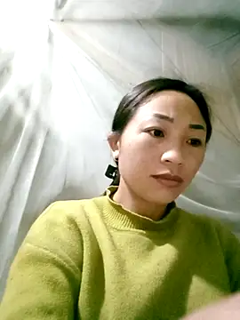 lucybaby00 online show from February 6, 11:19 pm