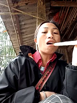 lucybaby00 online show from February 23, 2:09 am