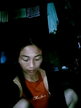 Snapshot of lucybaby00 chatting on April 30, 10:25 pm lucybaby00 online show from April 30, 10:25 pm