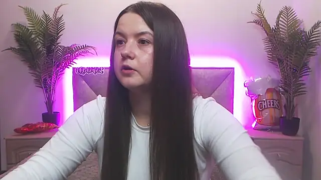 MavkaCute online show from October 4, 6:06 pm