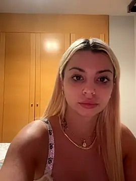 NoeliaGarcia17 online show from September 19, 2:24 am