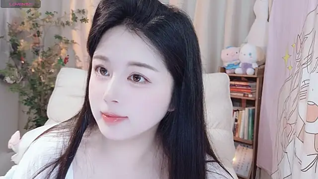 Snapshot of SweetTease2025 chatting on October 25, 1:51 pm SweetTease2025 online show from October 25, 1:51 pm