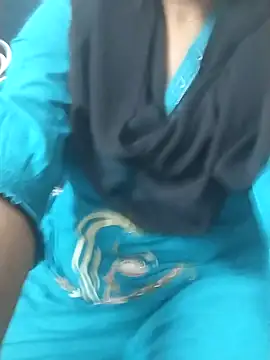 Snapshot of Hotcupale345 chatting on February 18, 12:45 pm Hotcupale345 online show from February 18, 12:45 pm