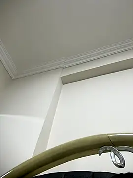 HaltBrand online show from October 13, 5:51 am