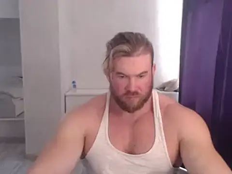 Snapshot of ThorHemsworthRU chatting on December 3, 8:38 am ThorHemsworthRU online show from December 3, 8:38 am