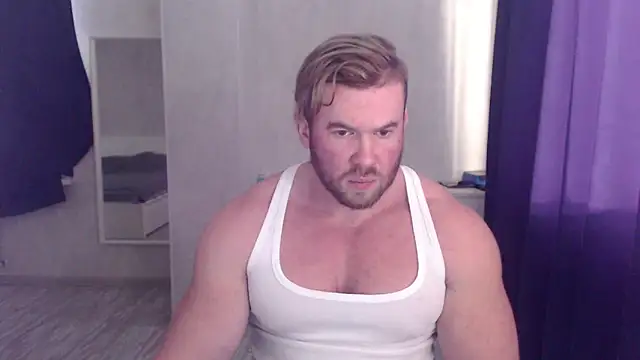 Snapshot of ThorHemsworthRU chatting on December 19, 5:51 am ThorHemsworthRU online show from December 19, 5:51 am