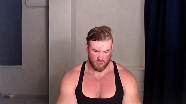 Snapshot of ThorHemsworthRU chatting on October 6, 3:42 pm ThorHemsworthRU online show from October 6, 3:42 pm