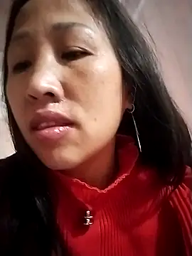 cute love00 online show from February 9, 8:35 pm