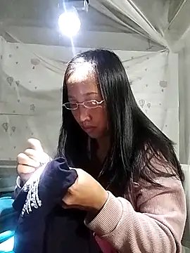 cute love00 online show from February 11, 11:10 pm