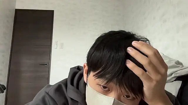 Snapshot of akkan_6868 chatting on October 31, 6:14 am akkan 6868 online show from October 31, 6:14 am