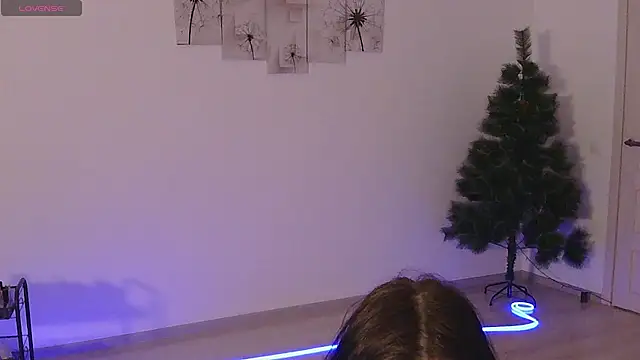 etherealnightwhisper online show from February 6, 4:10 pm