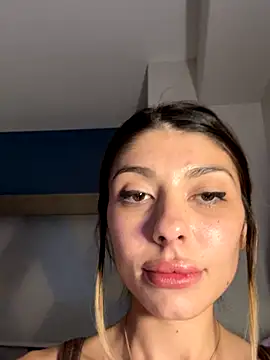 bbgurlnickii online show from December 22, 12:24 pm