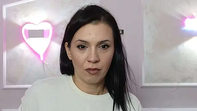 Snapshot of AlyaRei chatting on November 9, 7:34 pm AlyaRei online show from November 9, 7:34 pm