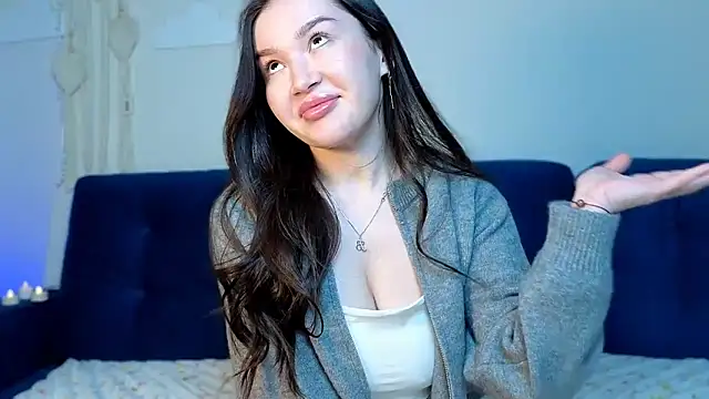 LexeeLuv online show from February 18, 4:08 am