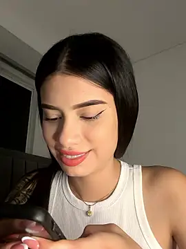 giasteele online show from January 9, 1:08 am