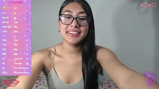Snapshot of Allison_19__ chatting on October 11, 10:03 am Allison 19   online show from October 11, 10:03 am