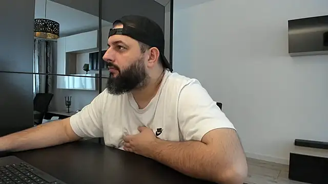 DravenPeak online show from October 6, 11:18 am