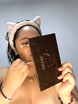 butterfly777  online show from October 11, 4:05 pm