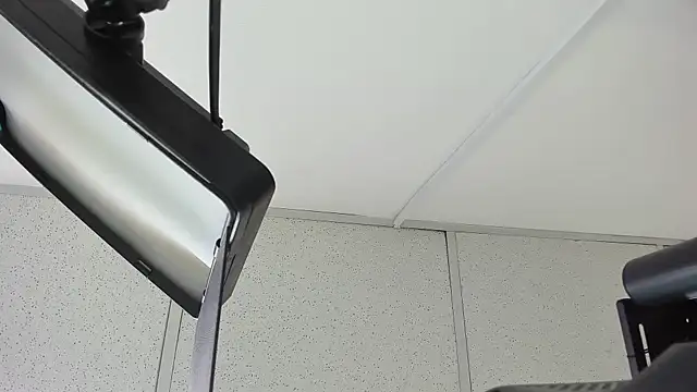 Aisha hotts777 online show from April 9, 2:33 am